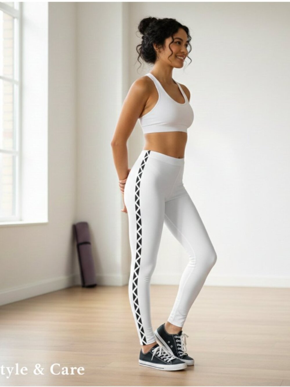 Classic White Leggings with Black Side Stripe M New